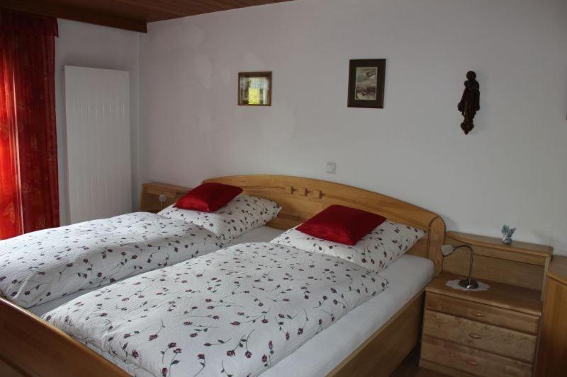 Ferienwohnung Sattler Neukirchen am Teisenberg Exterior foto